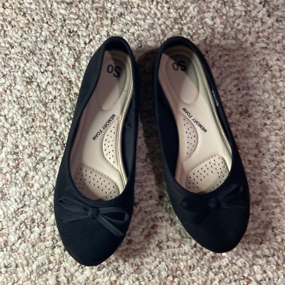 SO womens sandals
